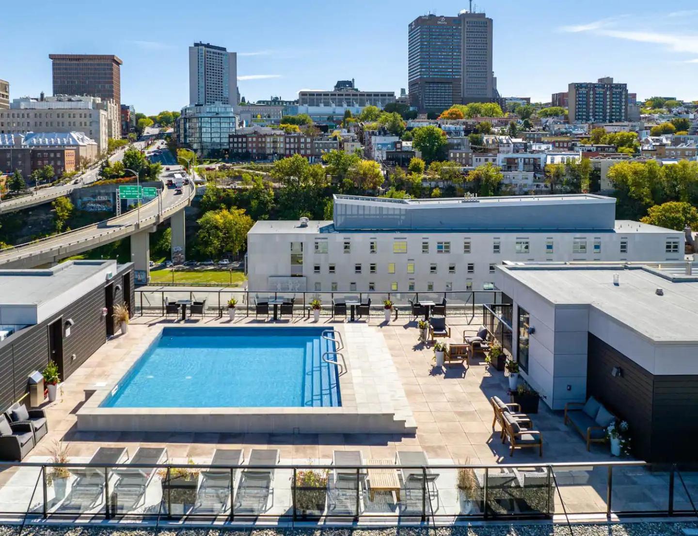 Quebec, Rustique Chic En Ville, Piscine Sur Le Toit Pour 2 A 6 Invites Ville de Québec